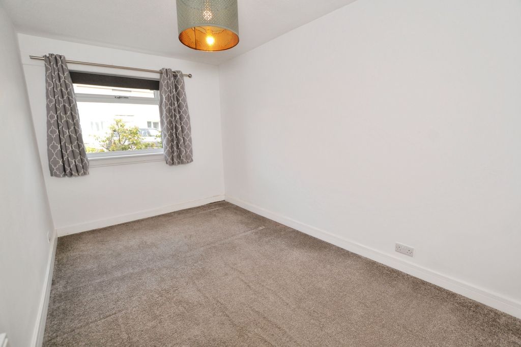Additional image 8 of 2 bed flat to rentHowden Hall Way, Liberton, Edinburgh EH16