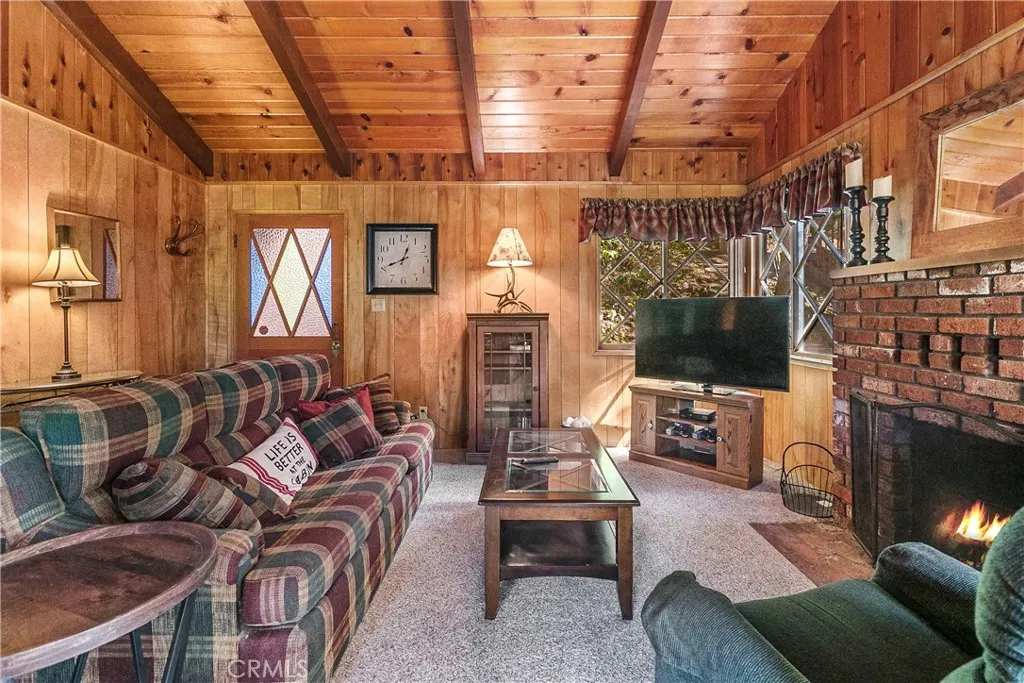 Additional image 4 of 748 Lake, Lake Arrowhead, CA 92352