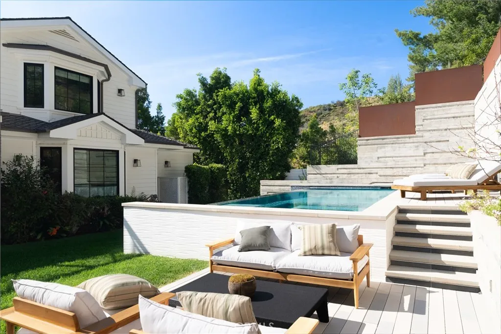 Additional image 28 of 2520 La Condesa Drive, Los Angeles, CA 90049