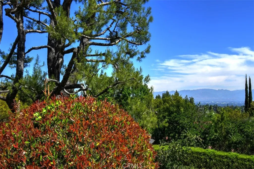 19970 Greenbriar Drive, Tarzana, CA 91356