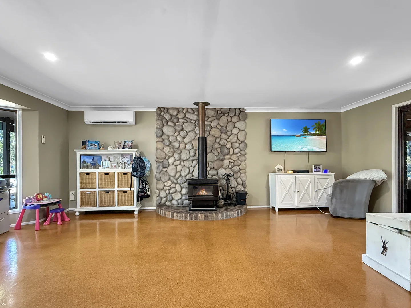 Additional image 2 of 15 Rosella Avenue, Regency Downs QLD 4341