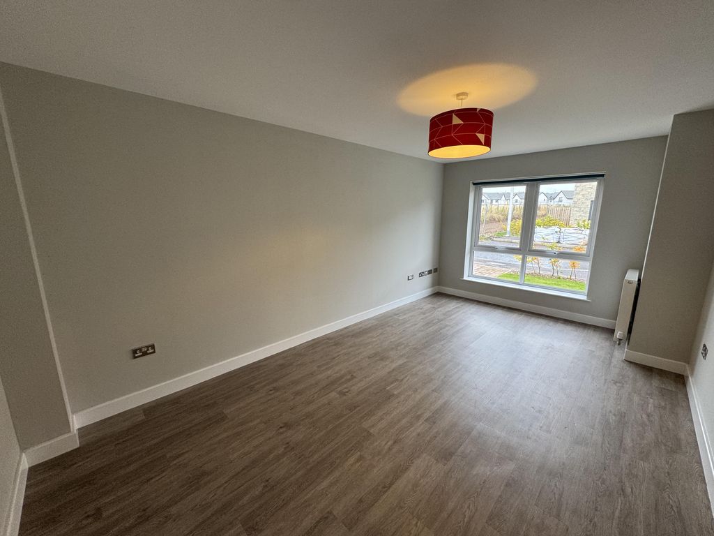 Additional image 3 of 3 bed semi-detached house to rent3 Strathgray Wynd, Dundee DD2