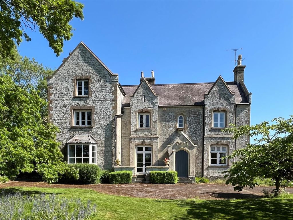 7 bed detached house to rentManor Road, Mere BA12