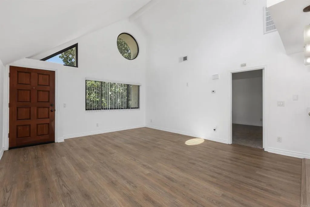 Additional image 8 of 333 Melrose Dr. Unit F, Vista, CA 92083