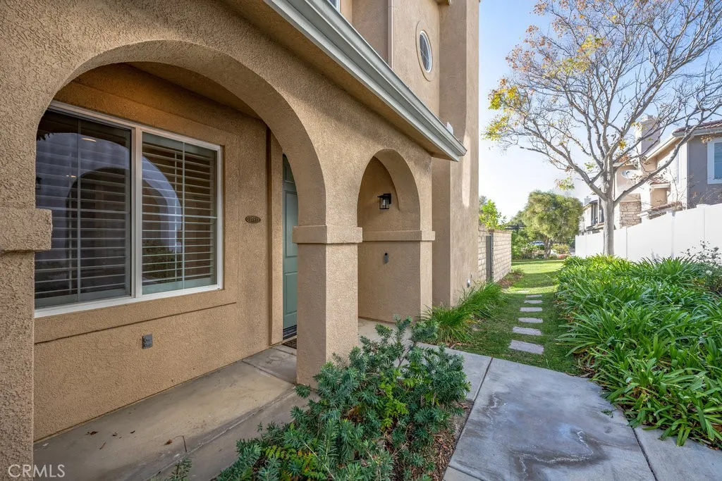 Additional image 2 of 27933 Sirani Court, Valencia, CA 91355