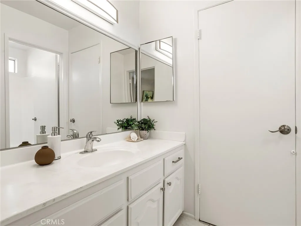 Additional image 26 of 5412 Lindley Avenue Unit 108, Encino, CA 91316