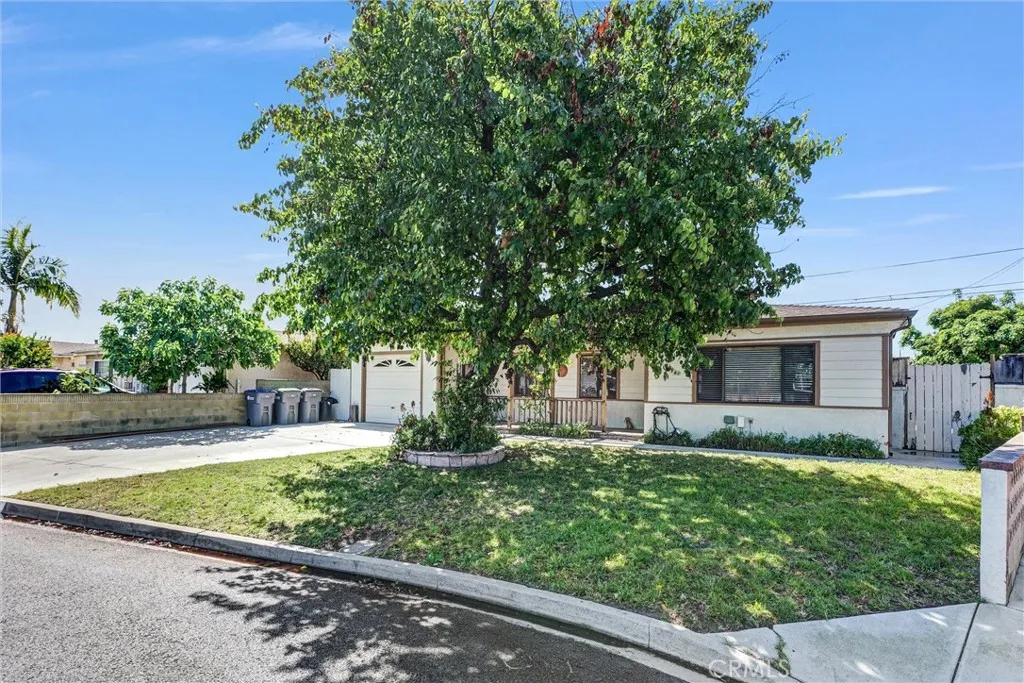 Additional image 5 of 626 W Martinshire St, Carson, CA 90745