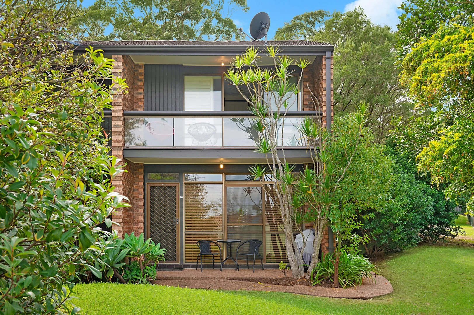 10/84 Queen Street, Warners Bay NSW 2282