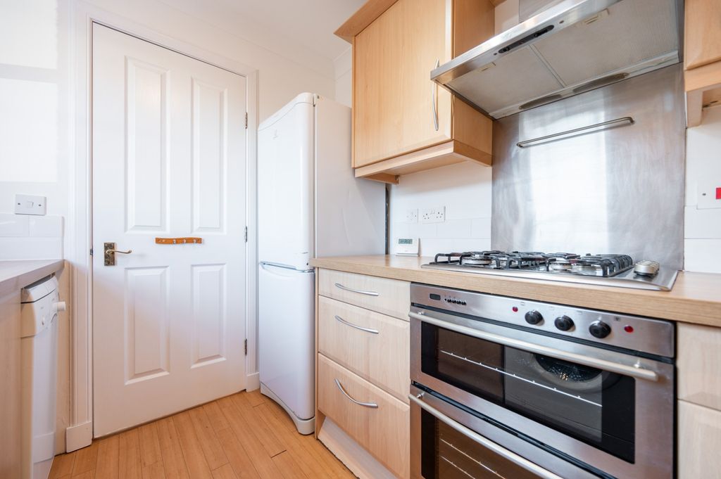 Additional image 5 of 2 bed terraced house to rentMeadow Rise, Newton Mearns, Glasgow G77