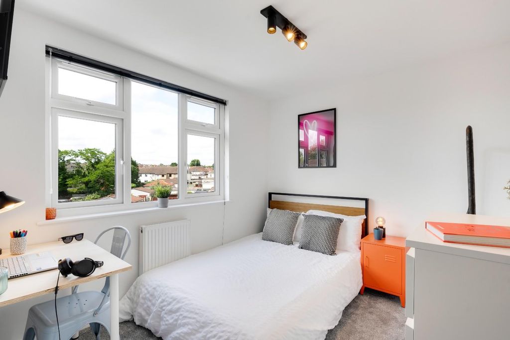 Additional image 11 of 9 bed property to rentConygre Grove, Filton BS34