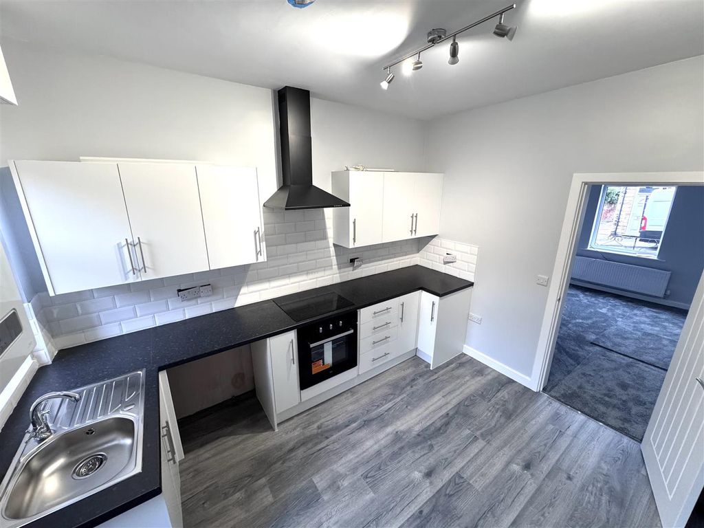 Additional image 11 of 2 bed terraced house to rentFoster Street, Barnsley S70