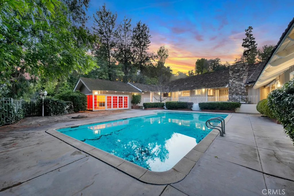 Additional image 26 of 4809 Queen Victoria Road, Woodland Hills, CA 91364