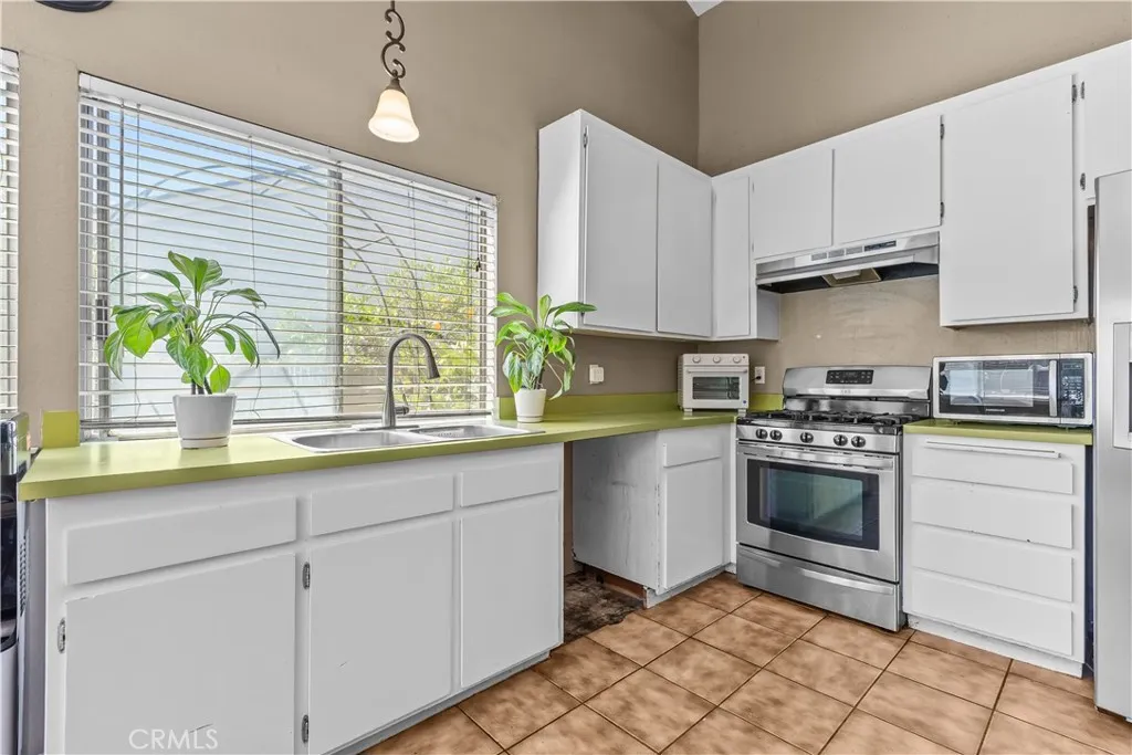 Additional image 4 of 1732 N Bedford Cir, Anaheim, CA 92806