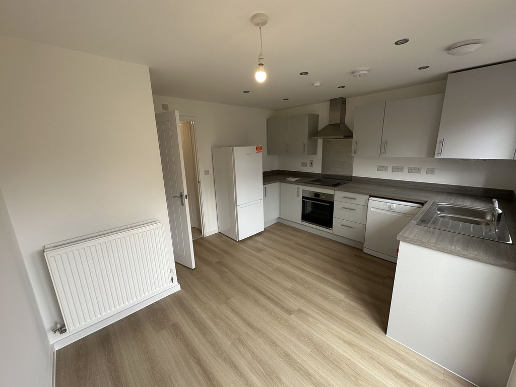 Additional image 7 of 3 bed town house to rentEpping Drive, Peterborough PE7