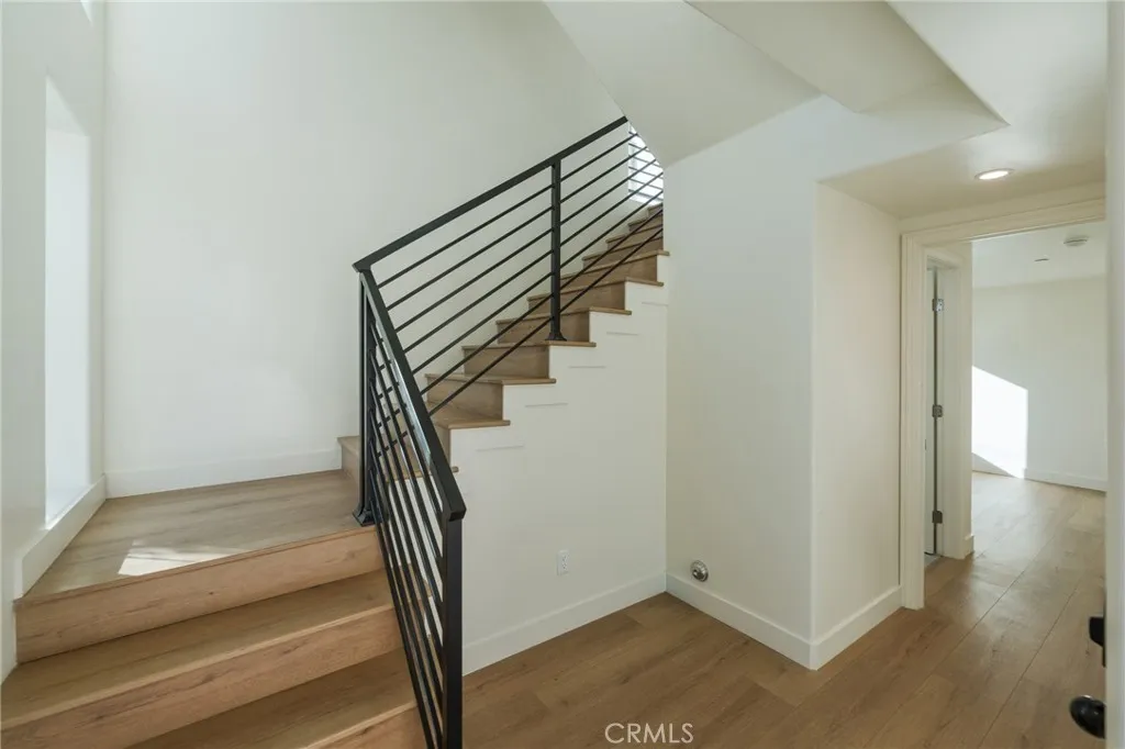 Additional image 3 of 714 N Chestnut Avenue, Los Angeles, CA 90042