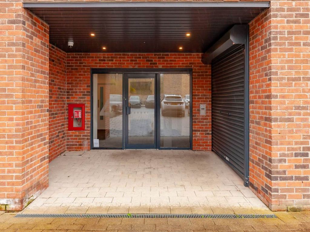 Additional image 11 of 1 bed flat to rentFestival Court, Festival Park, Glasgow G51