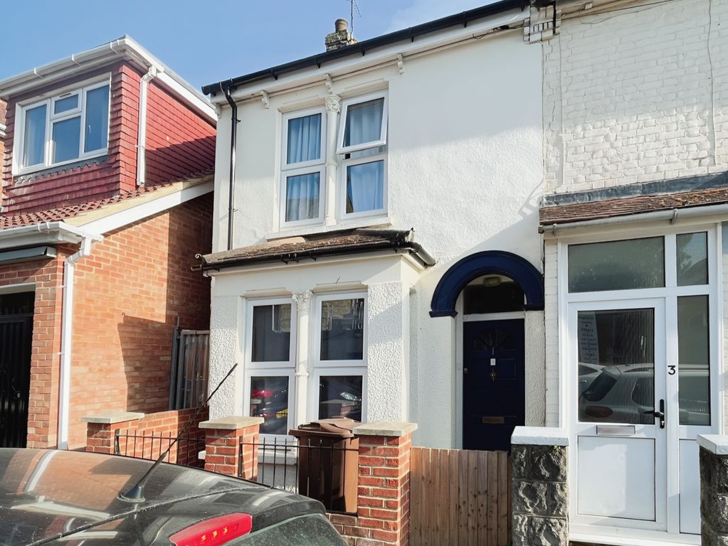 Room to rentCastle Avenue ME1