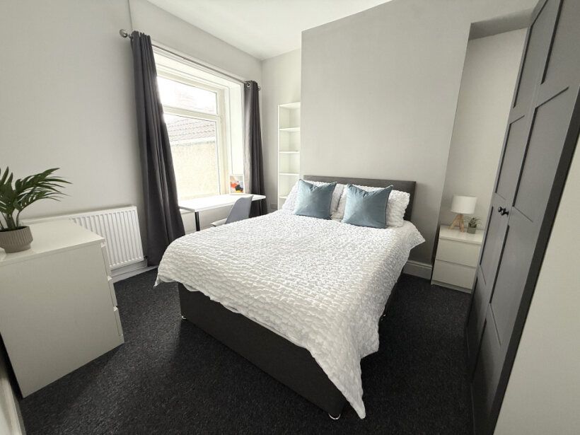 5 bed shared accommodation to rentYsgol Street, Swansea SA1 photo 5