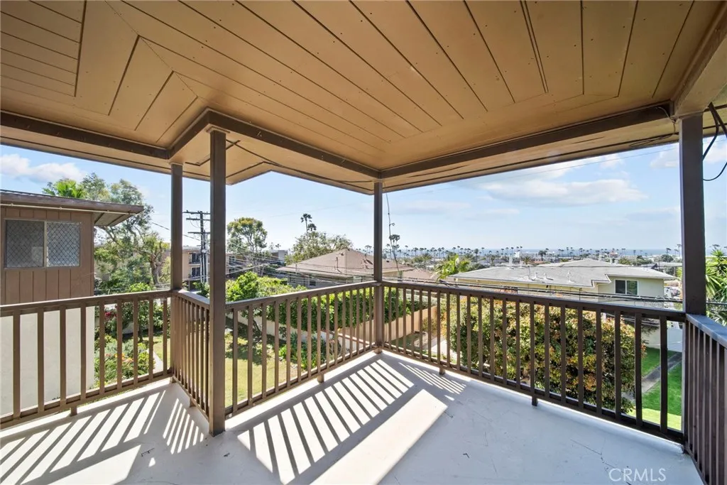 Additional image 104 of 98 Via Monte Doro, Redondo Beach, CA 90277