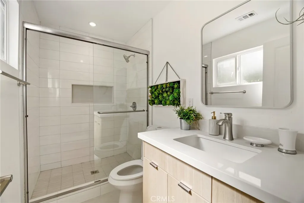 Additional image 48 of 5010 W Maurie Avenue, Santa Ana, CA 92703