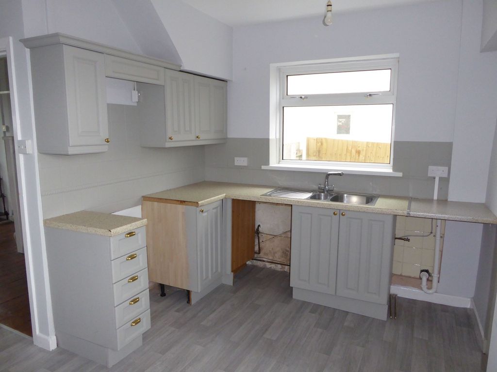 Additional image 4 of 3 bed semi-detached house to rentMount Earl, Bridgend, Bridgend County. CF31