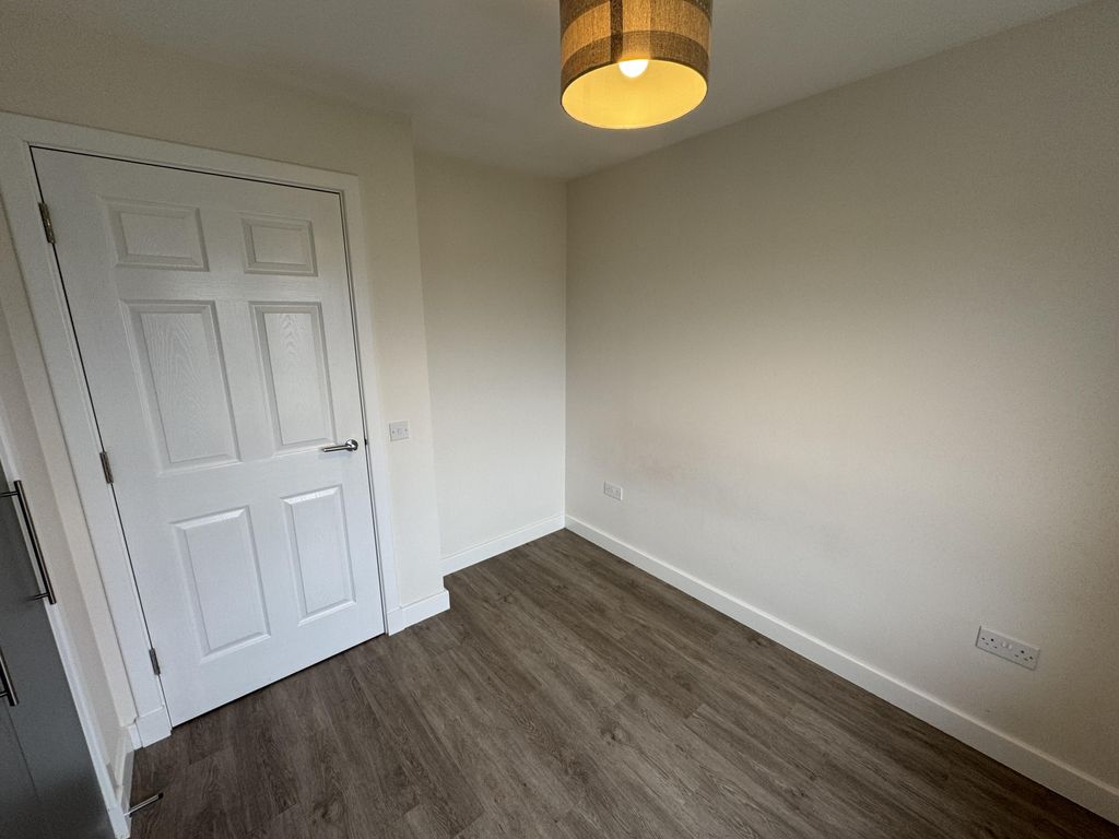 Additional image 32 of 3 bed semi-detached house to rent3 Strathgray Wynd, Dundee DD2