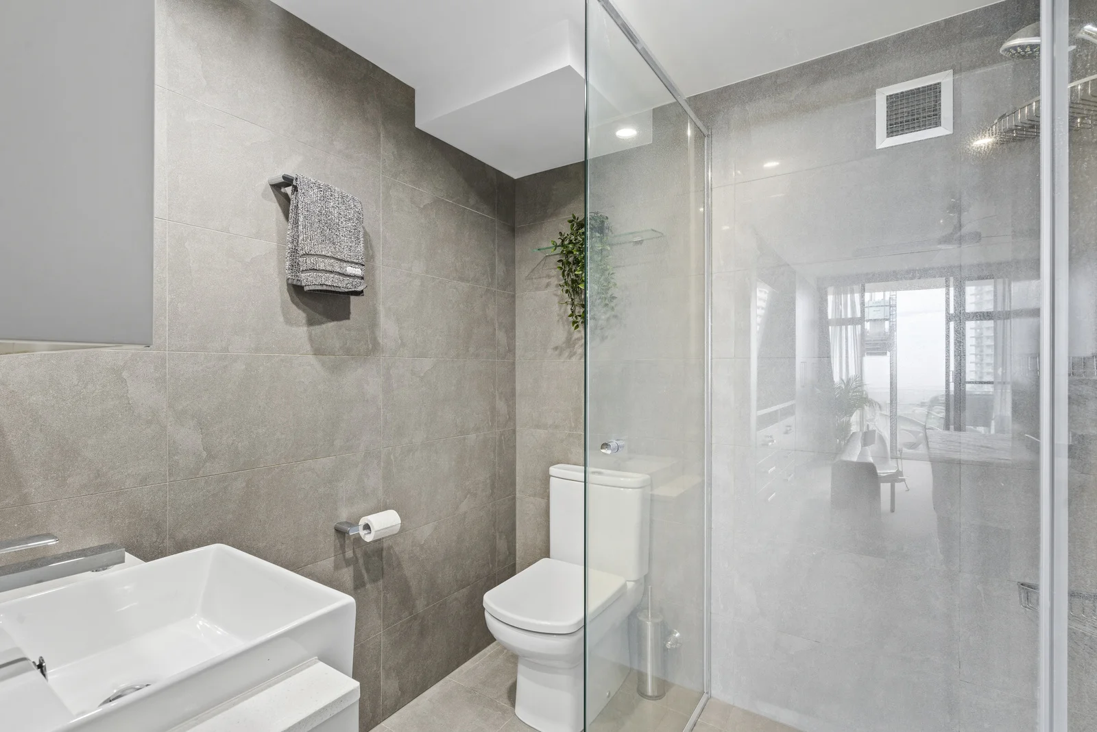 Additional image 13 of 52/33 Thornton Street, Surfers Paradise QLD 4217
