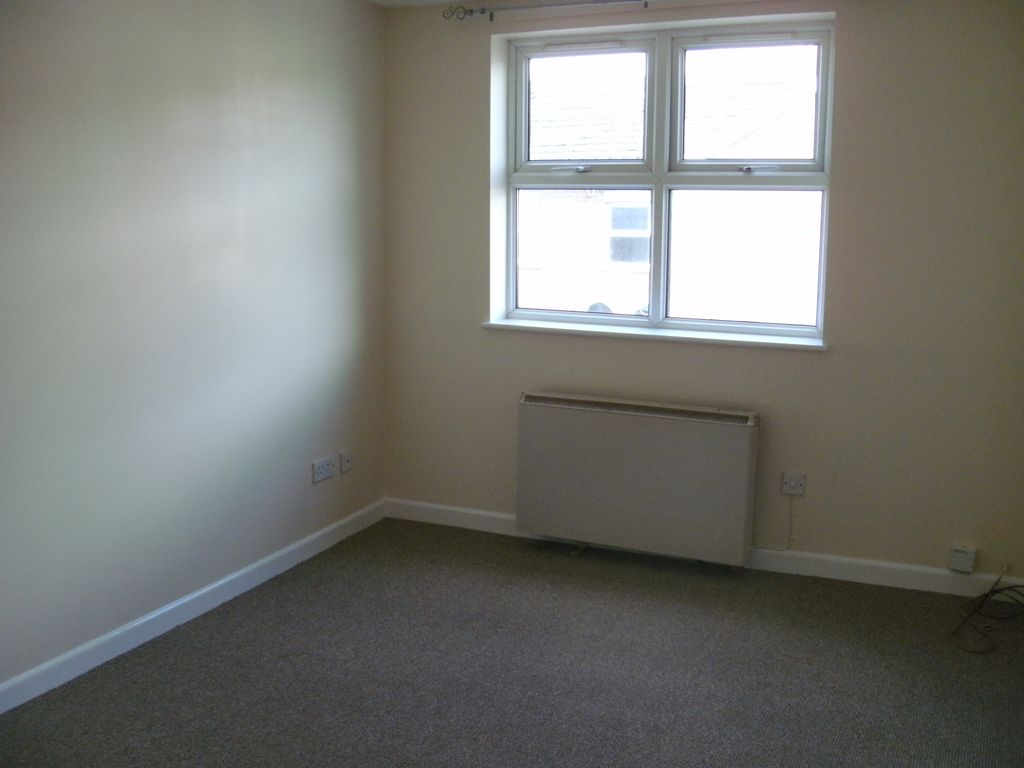 Additional image 6 of 2 bed flat to rentSt. John Street, Bridgwater TA6