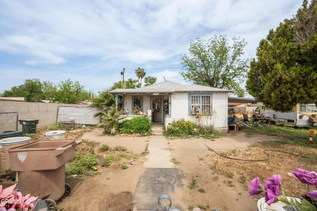 628 E 3rd Street, Bakersfield, CA 93307 photo 5