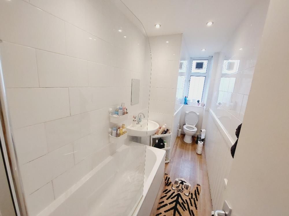 Additional image 7 of 4 bed flat to rent3/R, 47 Magdalen Yard Road, Dundee DD1