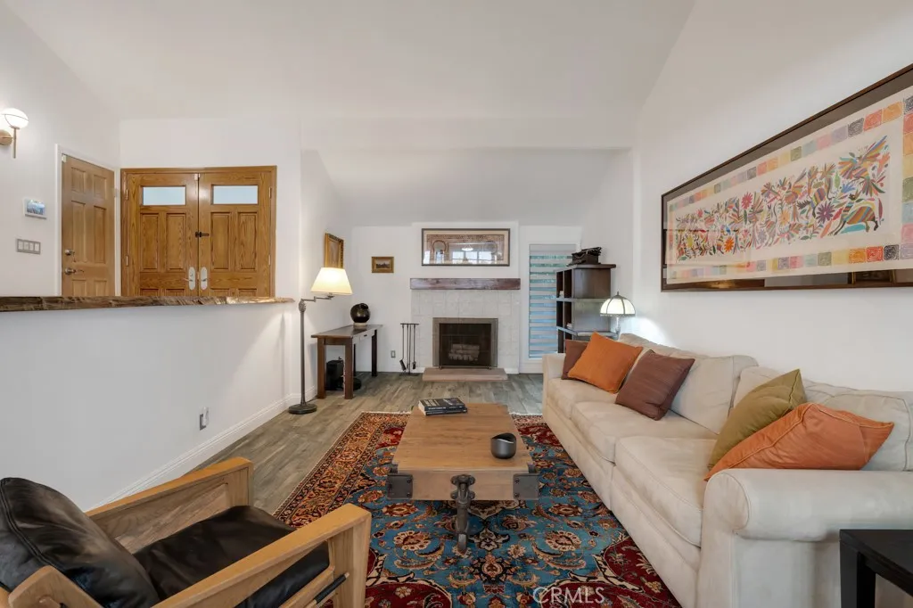 Additional image 58 of 6305 Crebs Ave, Tarzana, CA 91335