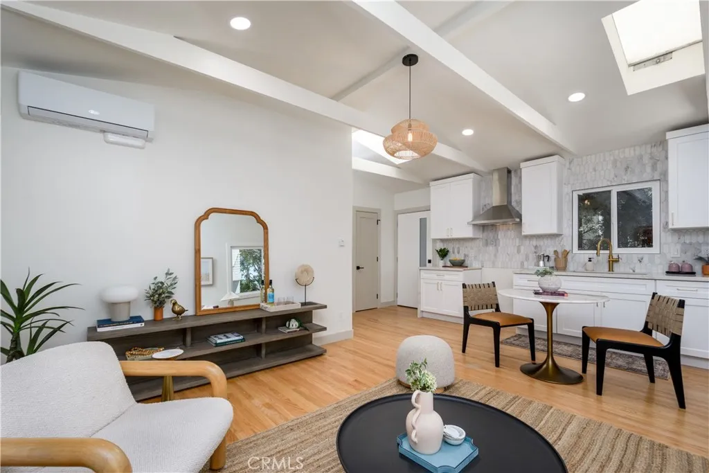 Additional image 70 of 223 Howland Canal Ct, Venice, CA 90291