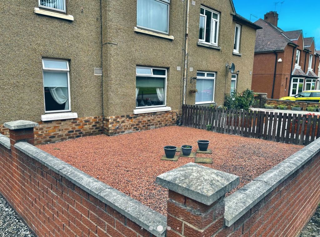 Additional image 2 of 2 bed flat to rentDalgrain Road, Grangemouth FK3