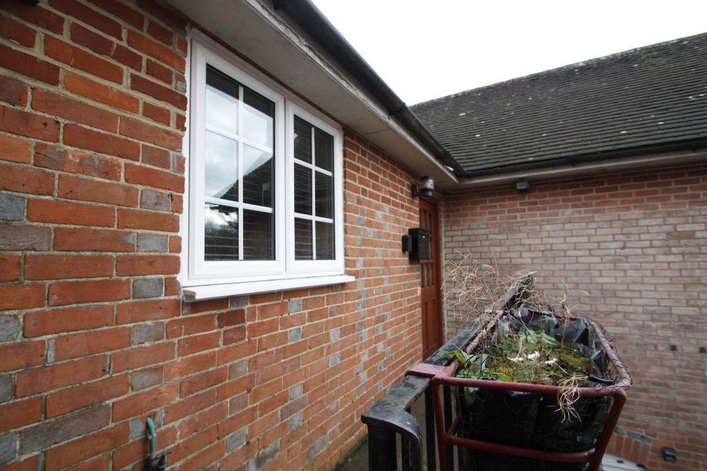 Additional image 2 of 1 bed flat to rentAmblefield Court, Northchapel, Petworth GU28