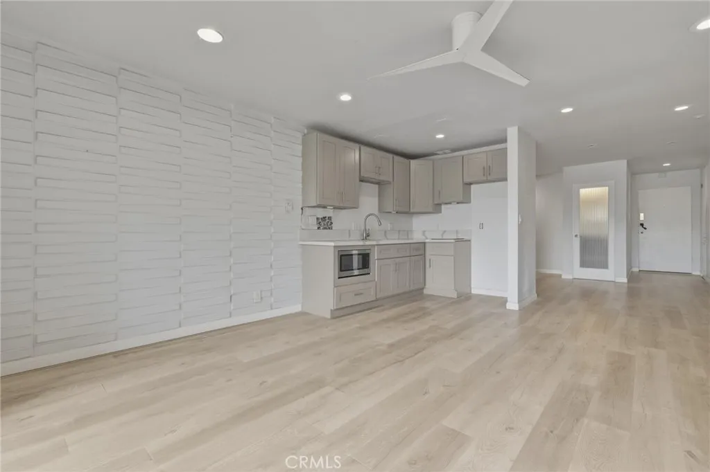 Additional image 8 of 101 Scholz Plz Unit 225, Newport Beach, CA 92663