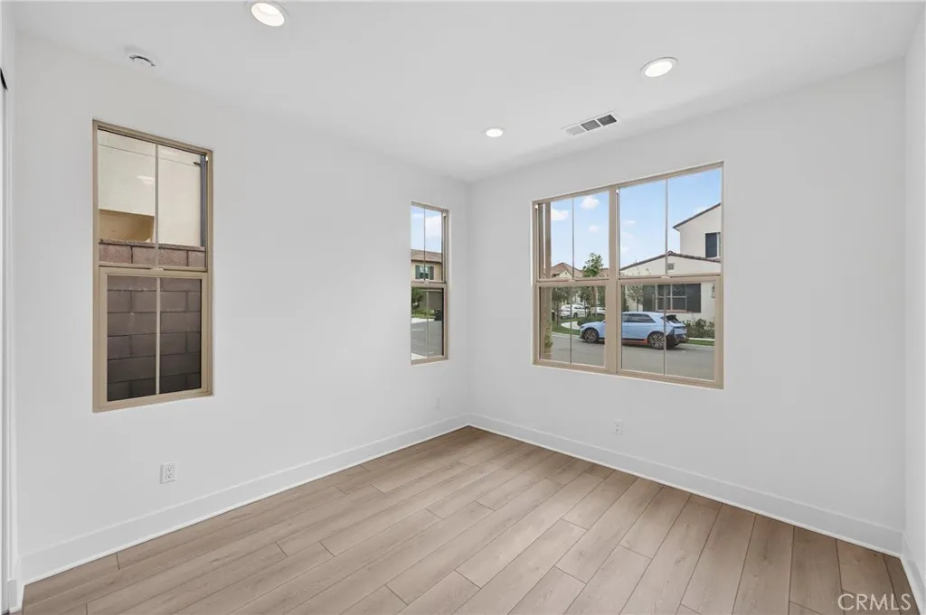 Additional image 22 of 155 Somera, Irvine, CA 92602