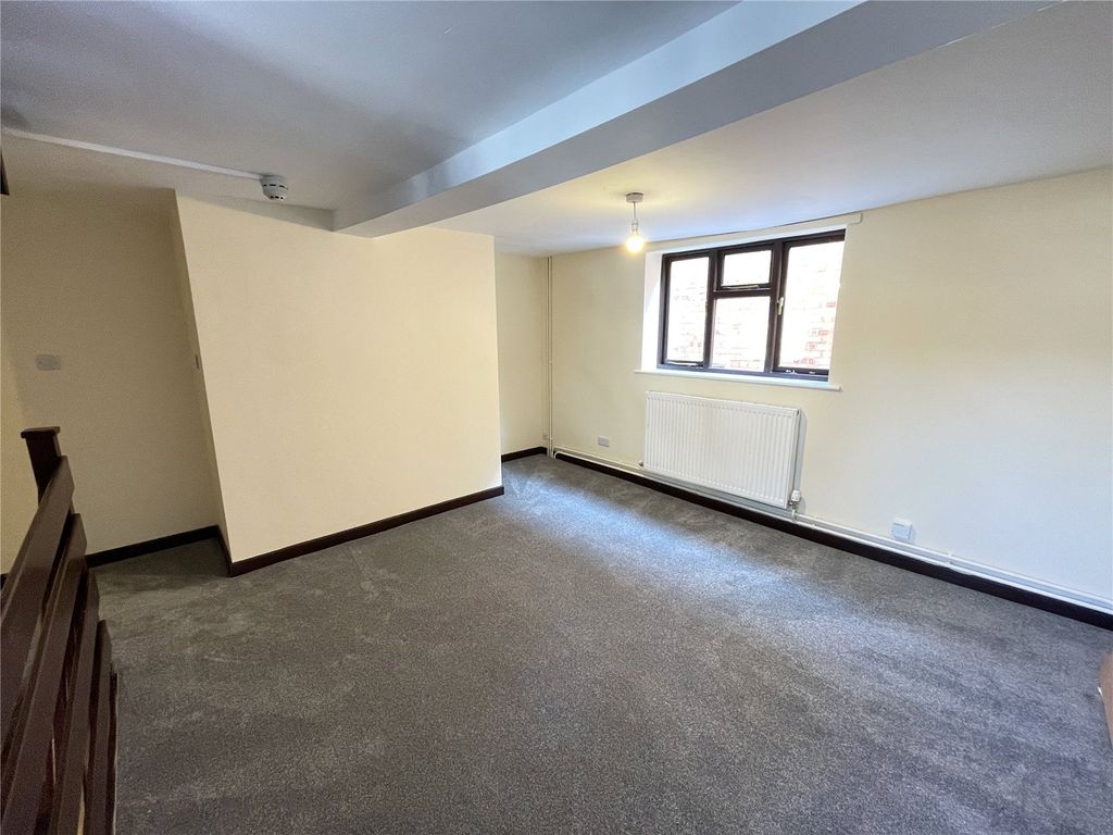 Additional image 3 of 2 bed terraced house to rentBroad Street, Newtown, Powys SY16