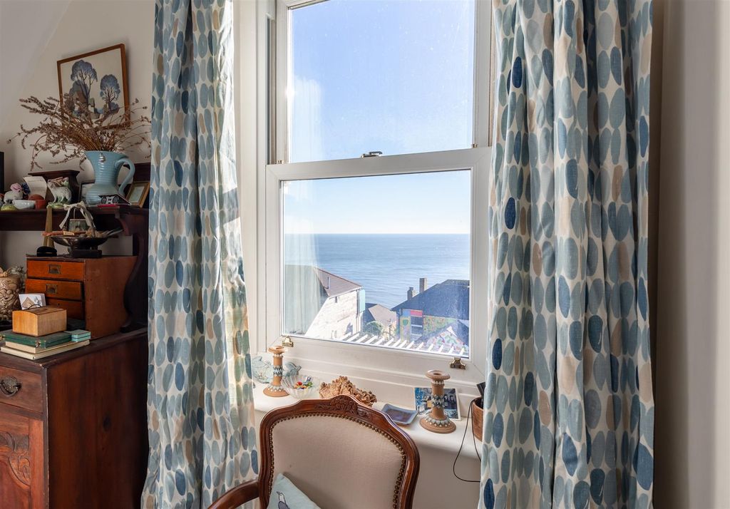 Additional image 14 of 5 bed property for saleBonchurch, Isle Of Wight PO38