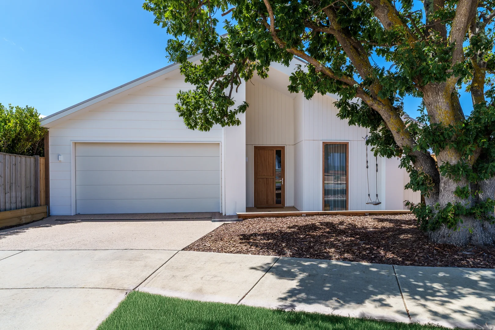 Additional image 2 of 6 Cottage Crescent, Torquay VIC 3228