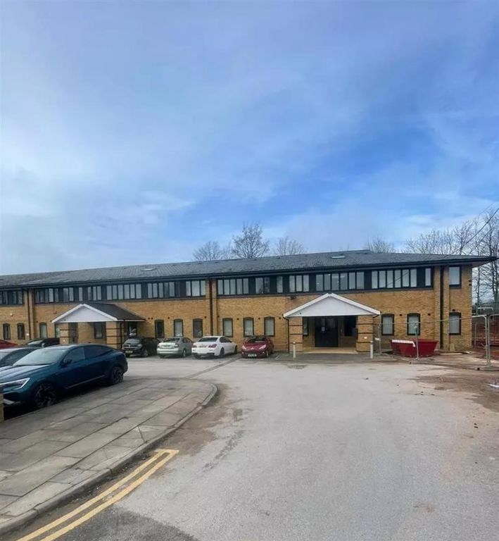 20 bed block of flats to rentBeecroft Court, Cannock WS11