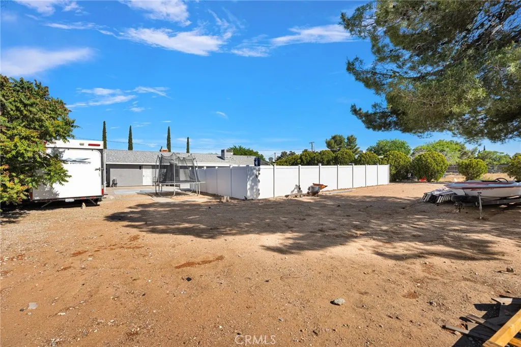 Additional image 100 of 10292 Kern Ave, Hesperia, CA 92345