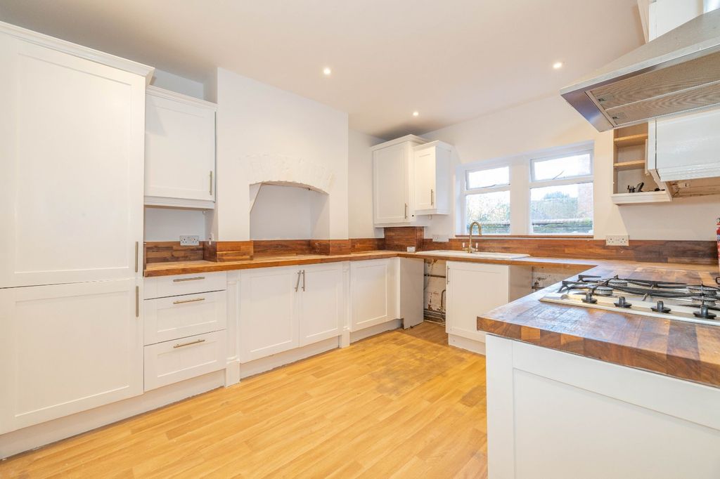 Additional image 3 of 2 bed flat for saleEthelbert Road, Canterbury, Kent CT1