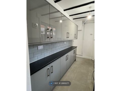 Moira St, Leicester LE4