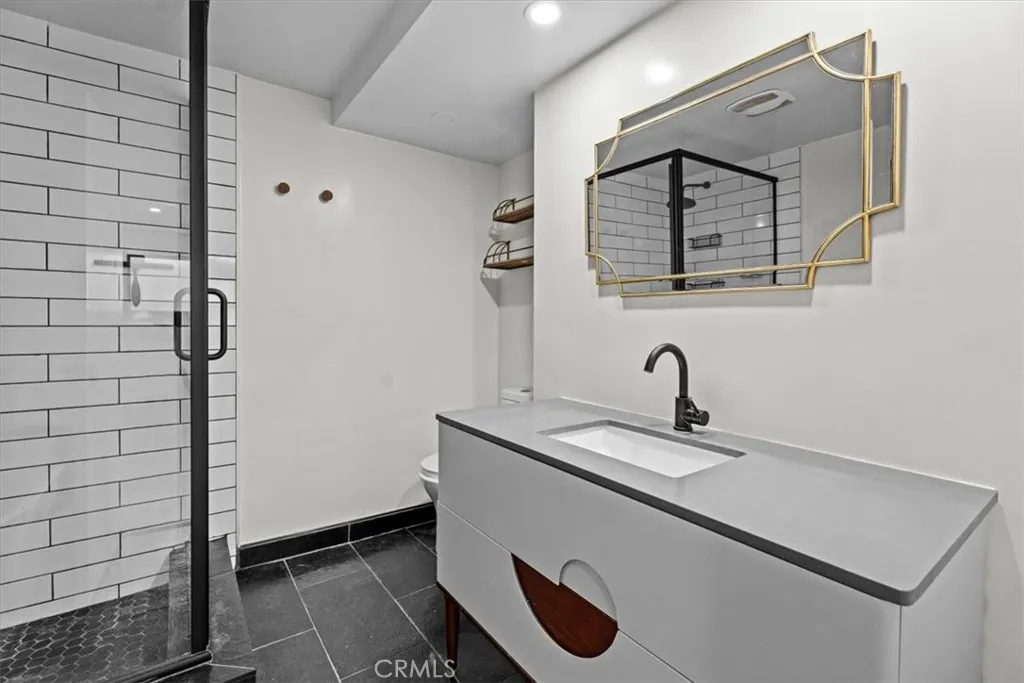 Additional image 8 of 6752 Hillpark Unit 303, Los Angeles, CA 90068