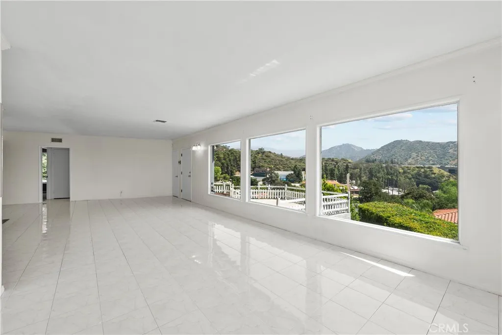 Additional image 40 of 649 Atkins Dr, Glendale, CA 91206