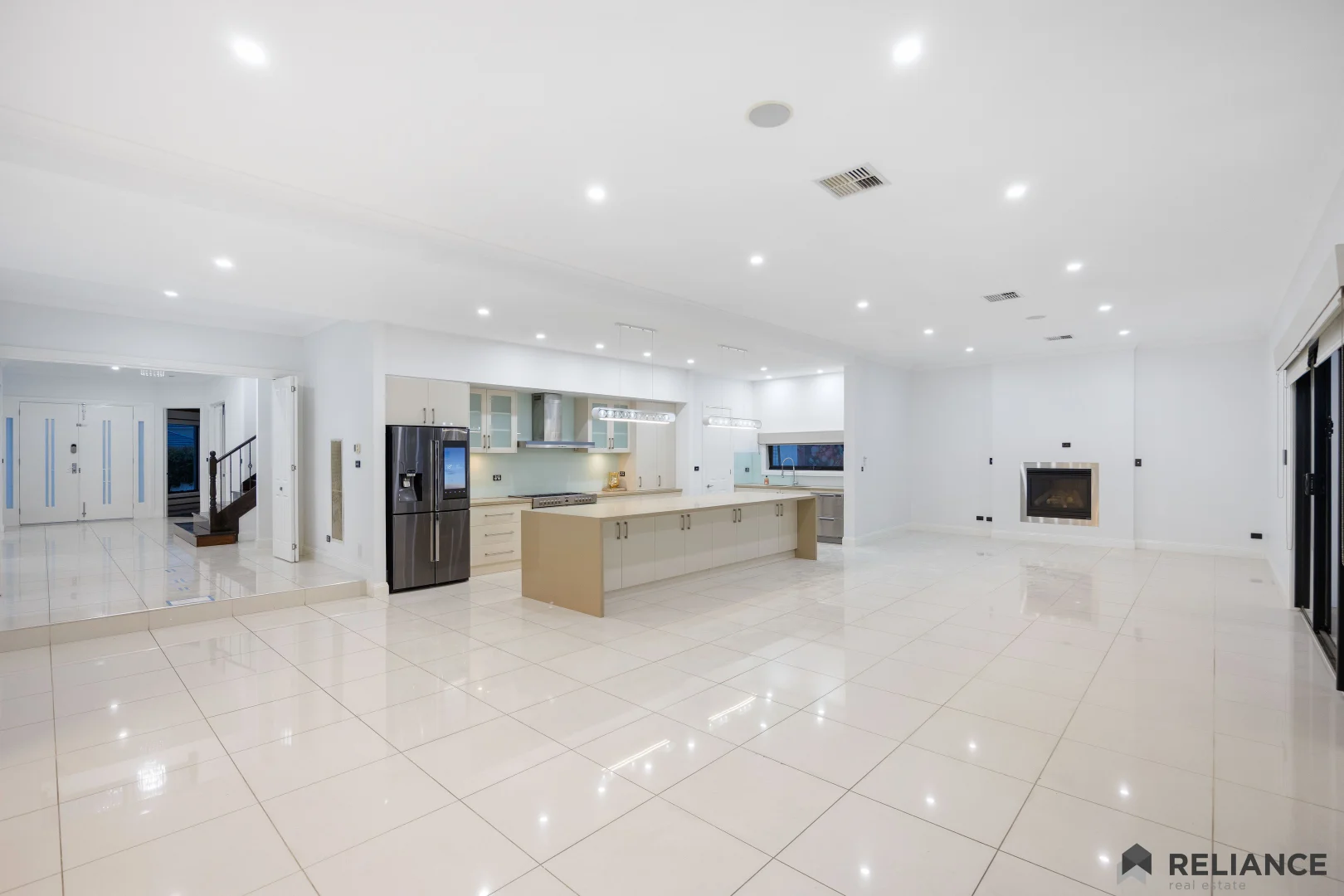 Additional image 7 of 8 Hanson Court, Taylors Lakes VIC 3038