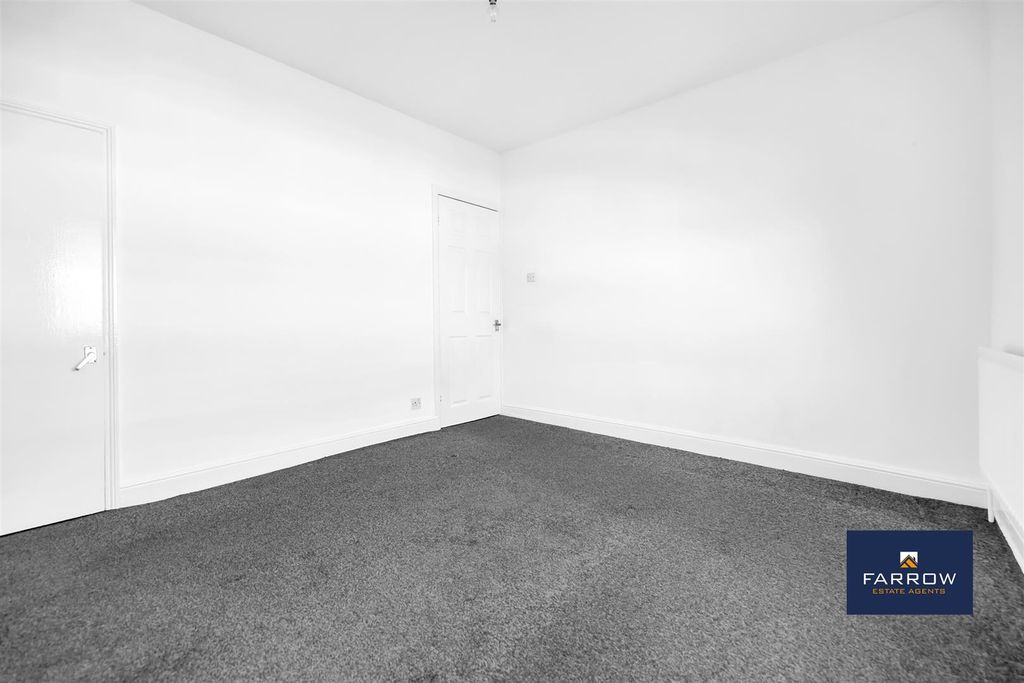 Additional image 12 of 3 bed terraced house to rentDonnington Street, Grimsby DN32