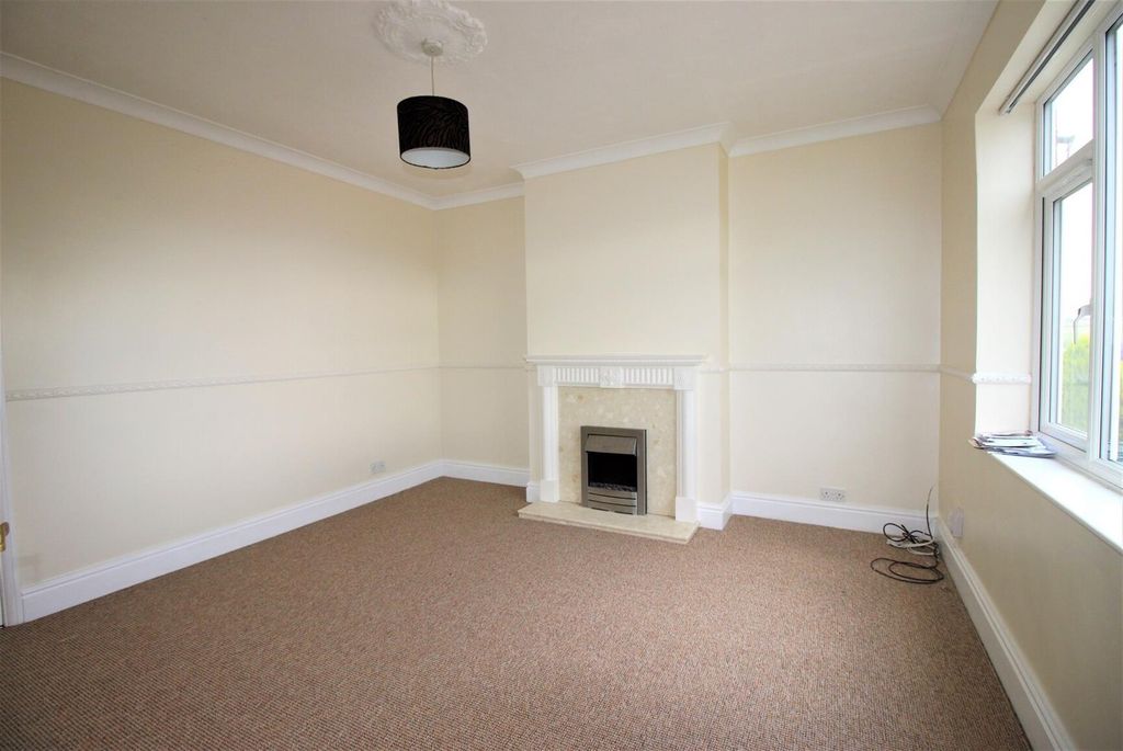 Additional image 3 of 3 bed semi-detached house to rentFurnace Lane, Sheffield S13