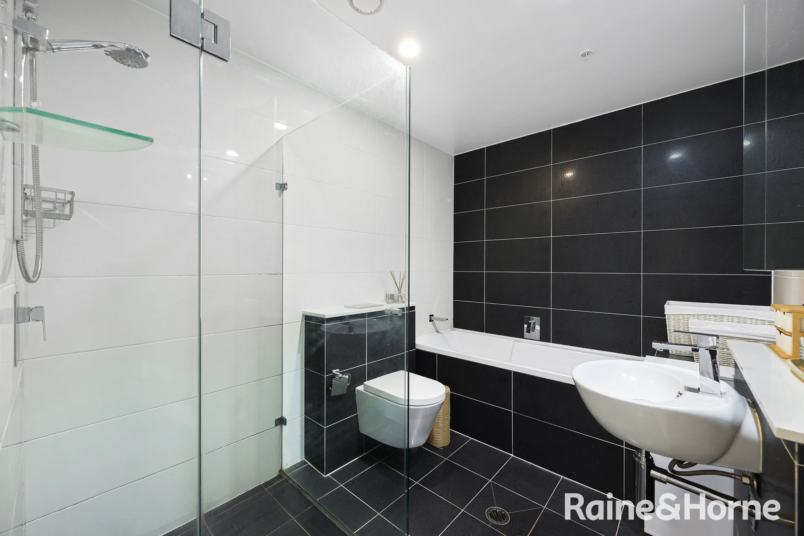 Additional image 9 of 903/87 Shoreline Drive, Rhodes NSW 2138