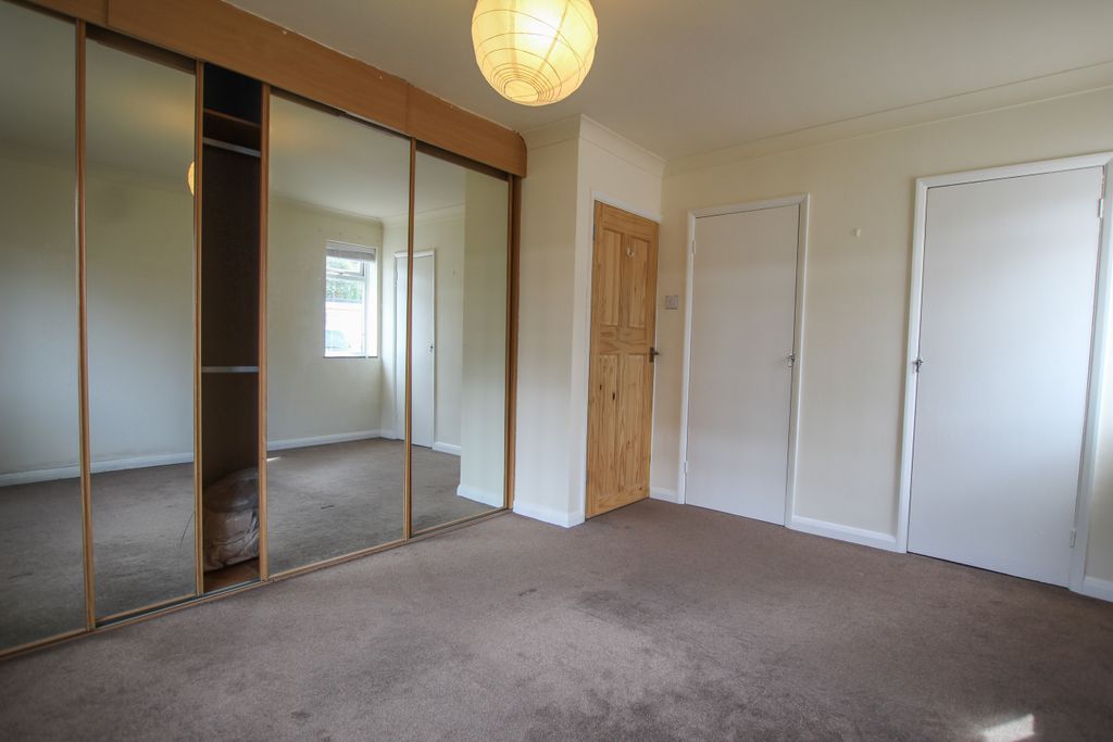 Additional image 7 of 2 bed flat to rentStroud Green, Newbury RG14